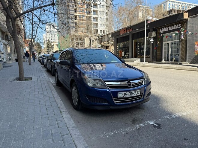 Opel Astra 2009, 230,000 km - 1.4 l - Bakı