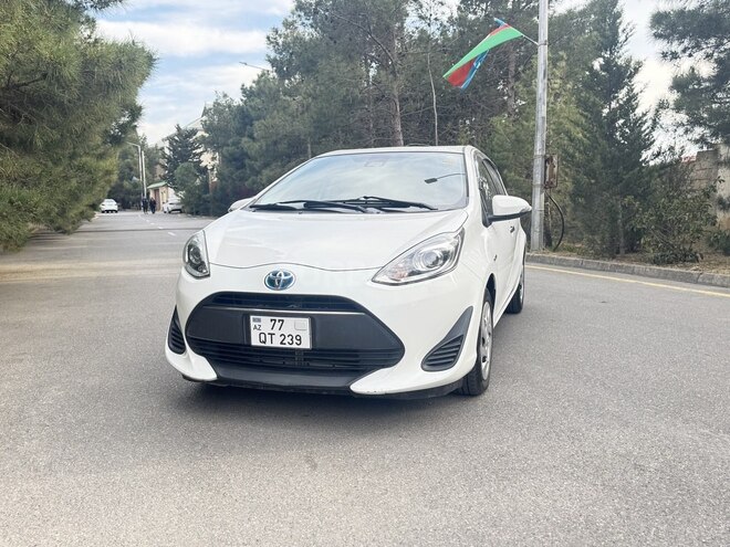 Toyota Aqua 2017, 76,500 km - 1.5 l - Bakı