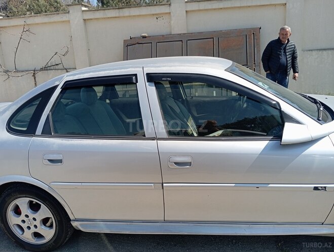 Opel Vectra 1998, 395,000 km - 2.0 l - Bakı
