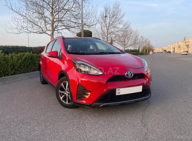 Toyota Prius C 2017, 58,000 km - 1.5 l - Bakı