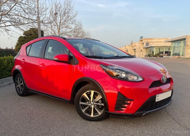 Toyota Prius C 2017, 58,000 km - 1.5 l - Bakı