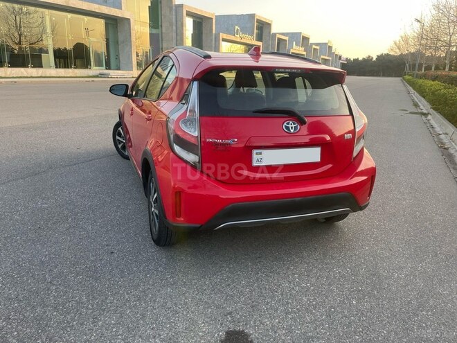 Toyota Prius C 2017, 58,000 km - 1.5 l - Bakı