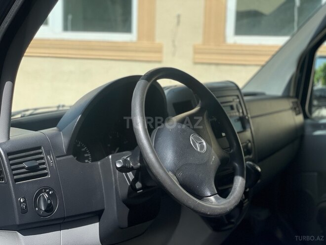 Mercedes Sprinter 310 2013, 217,000 km - 2.2 l - Quba