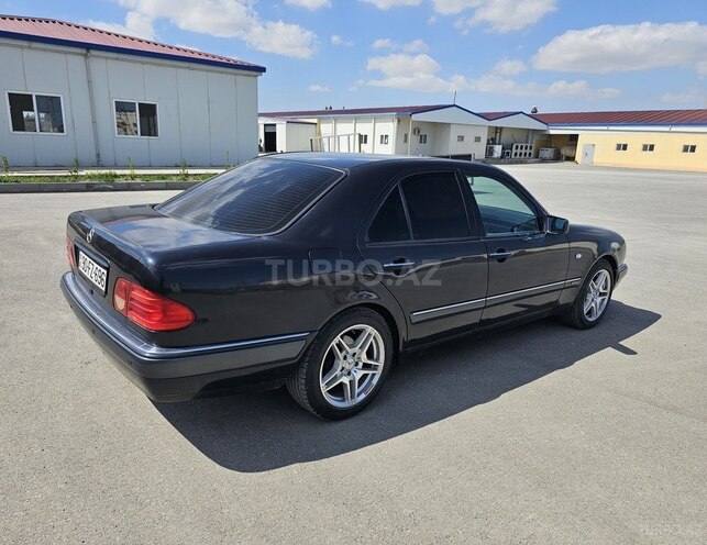 Mercedes E 200 1998, 202,300 km - 2.0 l - Bakı