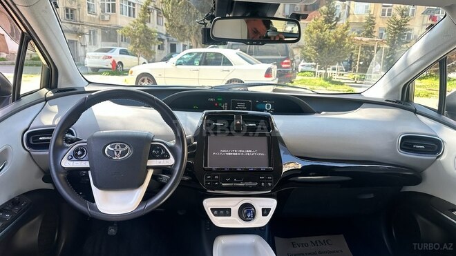 Toyota Prius 2016, 86,000 km - 1.8 l - Bakı