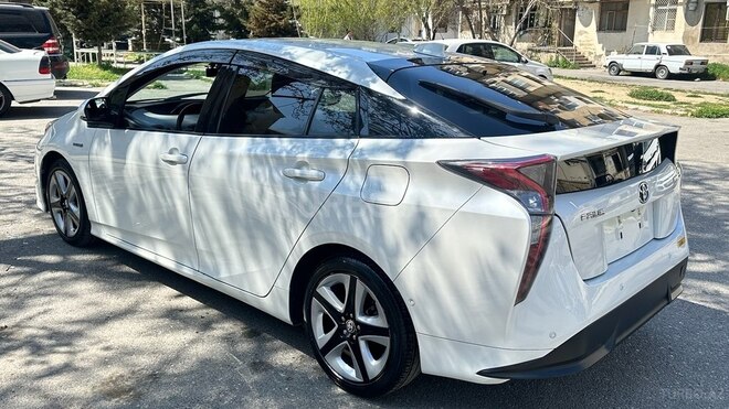 Toyota Prius 2016, 86,000 km - 1.8 l - Bakı
