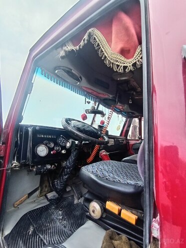 KamAz 55111 1984, 250,000 km - 11.0 l - İmişli