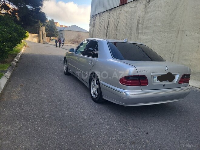 Mercedes E 240 1999, 325,690 km - 2.4 l - Bakı