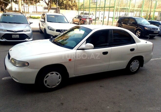 Daewoo Nubira 1999, 222,222 km - 2.0 l - Bakı