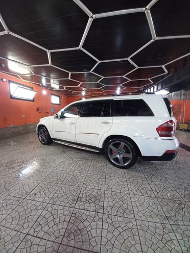 Mercedes GL 550 2008, 212,952 km - 5.5 l - Sumqayıt