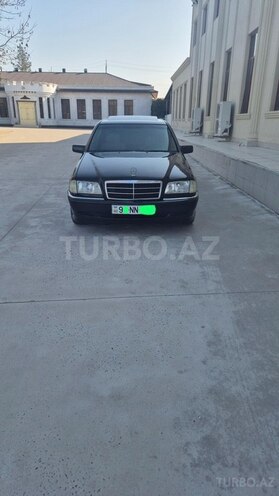 Mercedes C 180 2000, 335,278 km - 1.8 l - Sabirabad