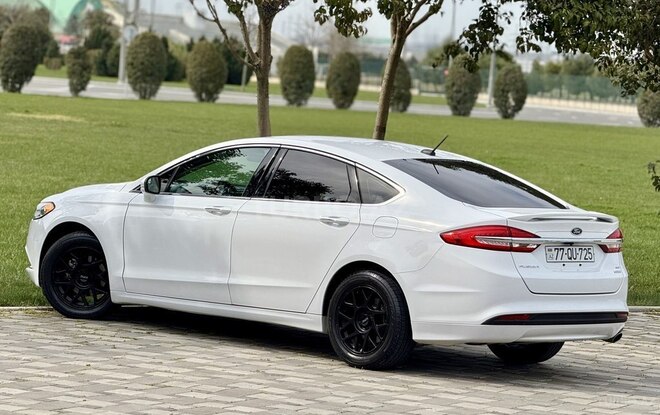 Ford Fusion (North America) 2017, 111,000 km - 1.5 л - Bakı