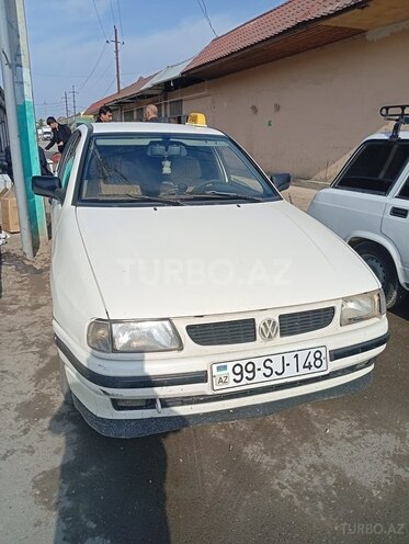 Volkswagen Polo 1995, 123,456 km - 1.6 l - Sabirabad