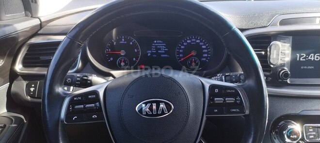 Kia Sorento 2018, 177,000 km - 2.0 l - Şəki