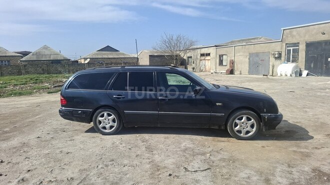 Mercedes E 230 1997, 325,000 km - 2.3 l - Bakı