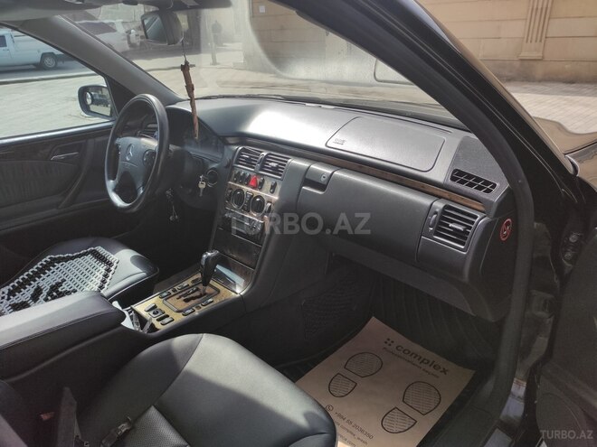 Mercedes E 270 2000, 477,211 km - 2.7 l - Bakı
