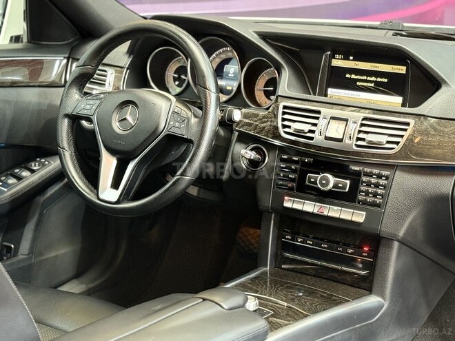 Mercedes E 220 d 2014, 235,000 km - 2.2 l - Bakı