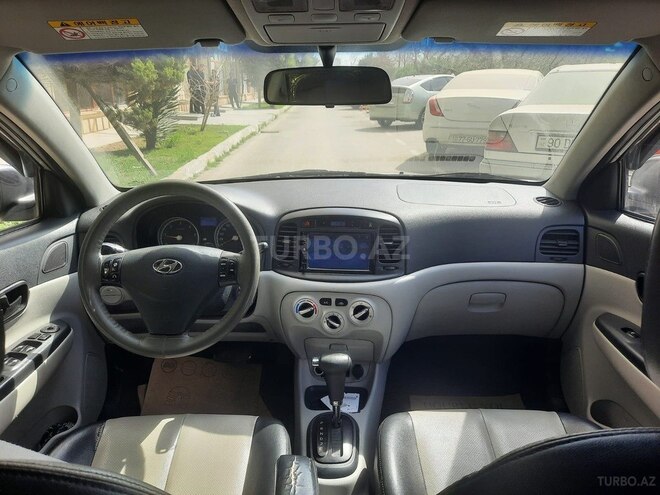 Hyundai Verna 2010, 250,000 km - 1.5 l - Bakı