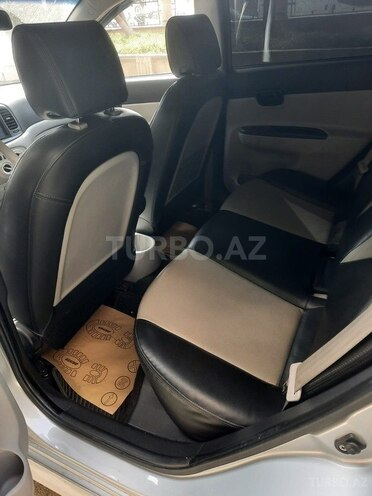 Hyundai Verna 2010, 250,000 km - 1.5 l - Bakı
