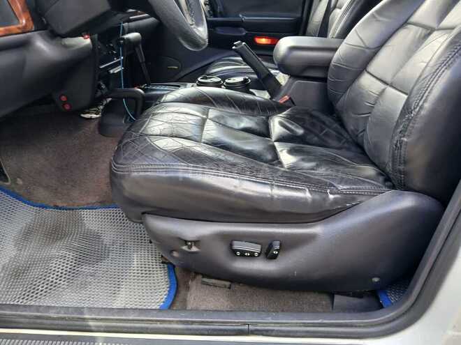 Jeep Grand Cherokee 1996, 251,000 km - 5.2 l - Qax