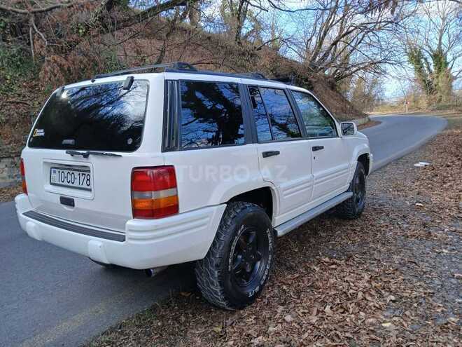 Jeep Grand Cherokee 1996, 251,000 km - 5.2 l - Qax