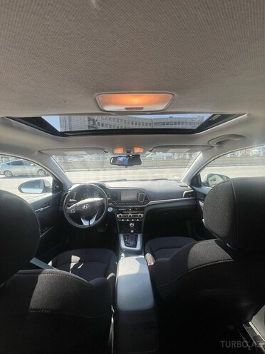 Hyundai Elantra 2019, 116,000 km - 2.0 l - Bakı