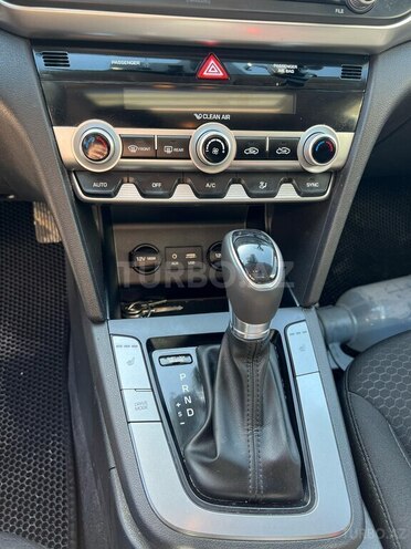 Hyundai Elantra 2019, 116,000 km - 2.0 l - Bakı