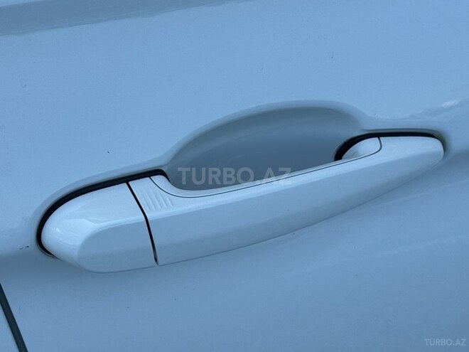 BMW 320-19