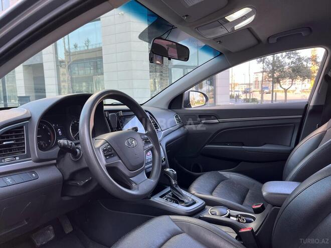 Hyundai Avante 2016, 176,000 km - 1.6 л - Bakı