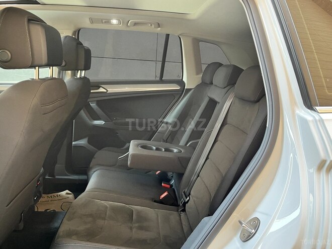 Volkswagen Tiguan 2021, 93,260 km - 1.4 л - Bakı