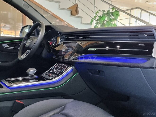 Audi Q8 2021, 35,697 km - 3.0 л - Bakı