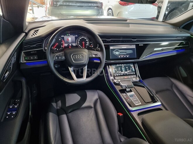 Audi Q8 2021, 35,697 km - 3.0 л - Bakı