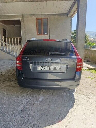 Kia Ceed 2008, 325,000 km - 1.6 л - Şəki