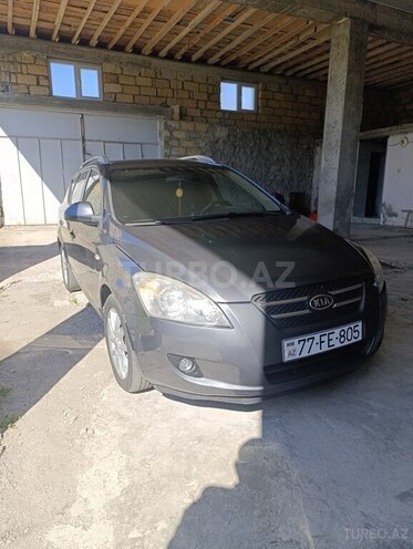 Kia Ceed 2008, 325,000 km - 1.6 л - Şəki