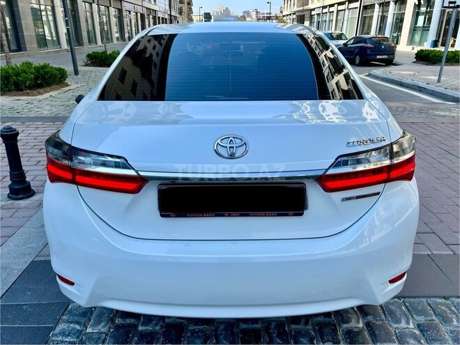Toyota Corolla 2018, 202,000 km - 1.6 l - Bakı