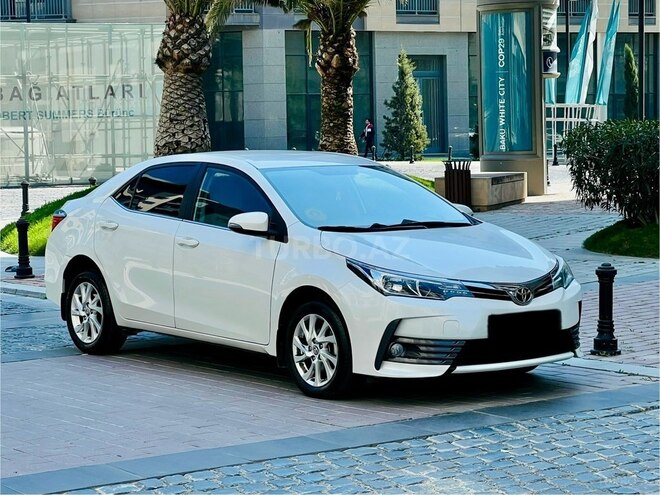 Toyota Corolla 2018, 202,000 km - 1.6 l - Bakı
