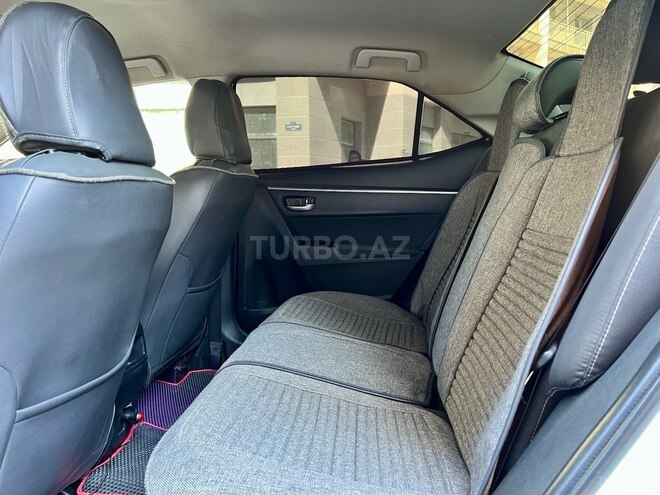 Toyota Corolla 2018, 202,000 km - 1.6 l - Bakı