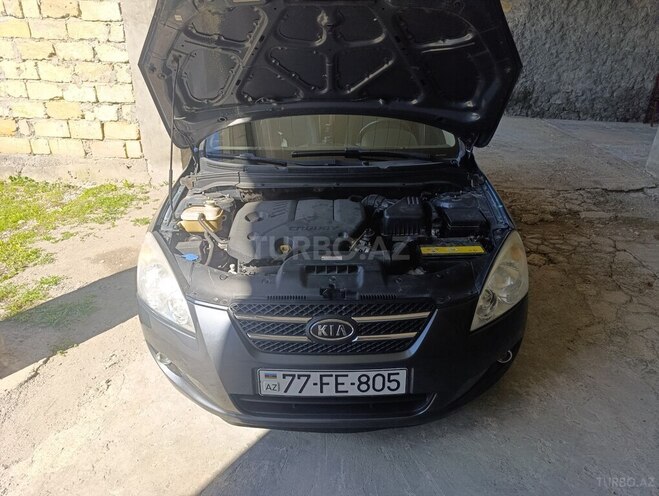 Kia Ceed 2008, 325,000 km - 1.6 л - Şəki