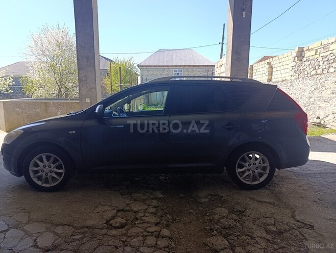 Kia Ceed 2008, 325,000 km - 1.6 л - Şəki