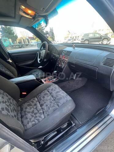 Mercedes C 180 1998, 325,800 km - 1.8 л - Bakı