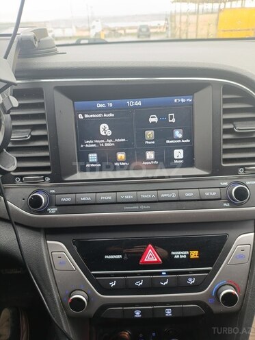 Hyundai Elantra 2018, 157,000 km - 2.0 l - Bakı