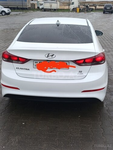 Hyundai Elantra 2018, 157,000 km - 2.0 l - Bakı