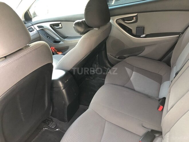 Hyundai Elantra 2015, 203,421 km - 1.8 l - Bakı