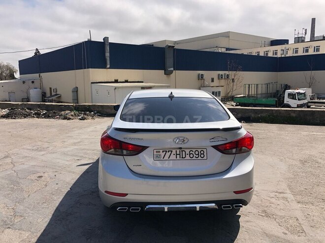Hyundai Elantra 2015, 203,421 km - 1.8 l - Bakı