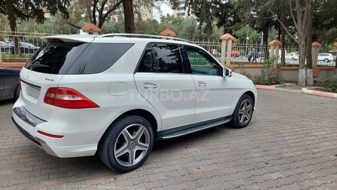 Mercedes ML 400 4MATIC 2015, 155,684 km - 3.0 l - Bakı