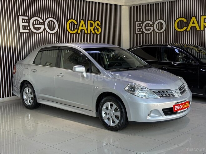 Nissan Tiida 2008, 240,000 km - 1.6 l - Bakı