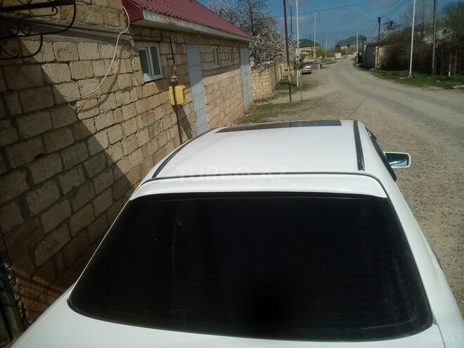 Mercedes C 180 1994, 204,000 km - 1.8 l - Quba