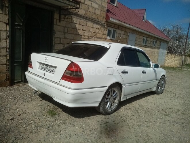 Mercedes C 180 1994, 204,000 km - 1.8 l - Quba