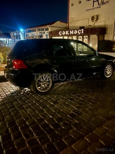 Volkswagen Golf 2001, 285,000 km - 1.8 l - Bakı