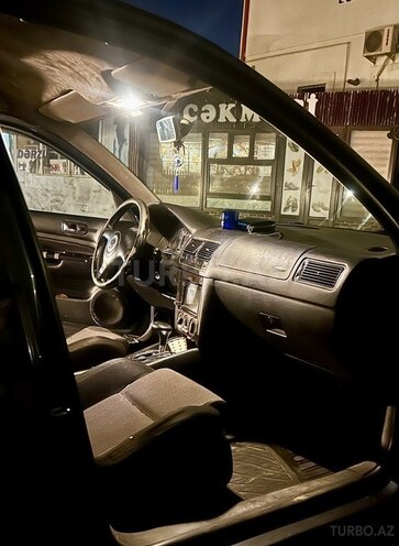 Volkswagen Golf 2001, 285,000 km - 1.8 l - Bakı